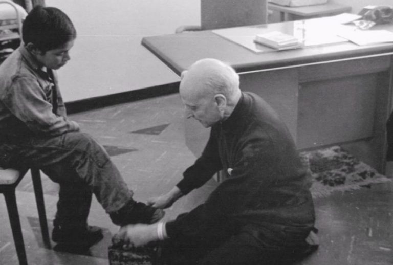 Pedro Arrupe, servo di Dio e degli ultimi