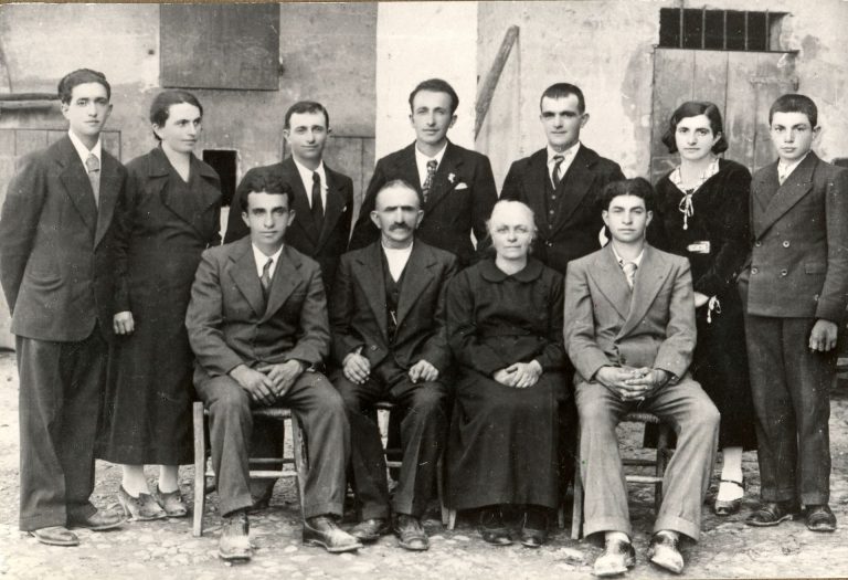 In memoria dei sette fratelli Cervi