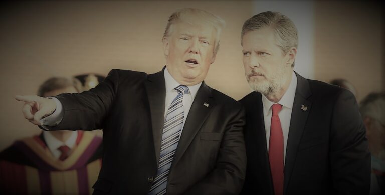 Usa, il predicatore amico di Trump lascia per una foto imbarazzante (Giuseppe Sarcina)